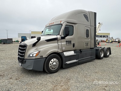 2022 Freightliner Cascadia 126 6x4 T/A Sleeper Truck Tractor