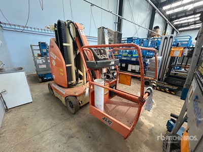 2011 JLG T10E رافعة عمودية