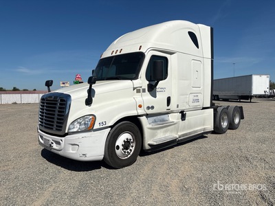 2016 Freightliner Cascadia 125 6x4 Sleeper Truck Tractor