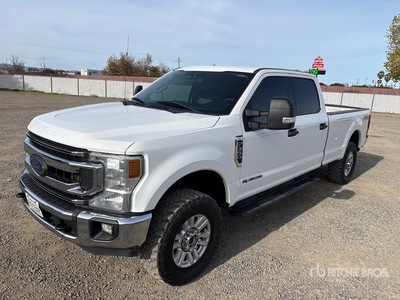 2020 Ford F-350 XLT 4x4 Crew Cab Pickup