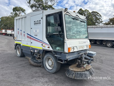 2014 Dulevo 5000 Evolution Sweeper Truck