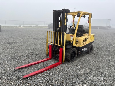 2015 Hyster H70FT 5100 lb Pneumatic Tire Forklift