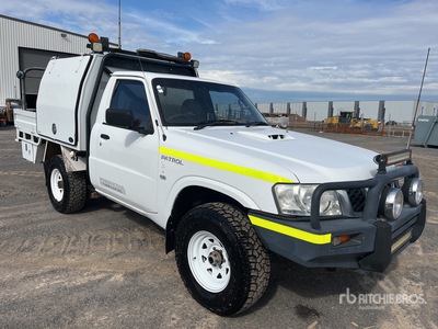 2010 Nissan Patrol 4x4 Pickup
