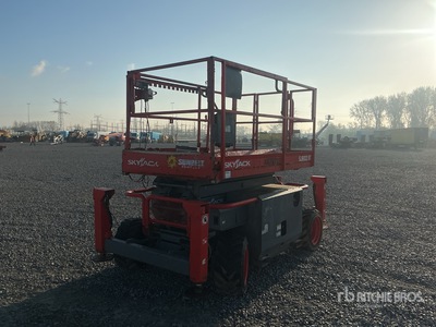 Skyjack SJ6832 RT Diesel Scissor Lift