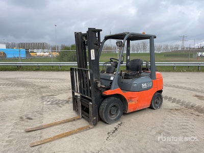 2005 Toyota 42-4FG25 2500 kg Montacargas