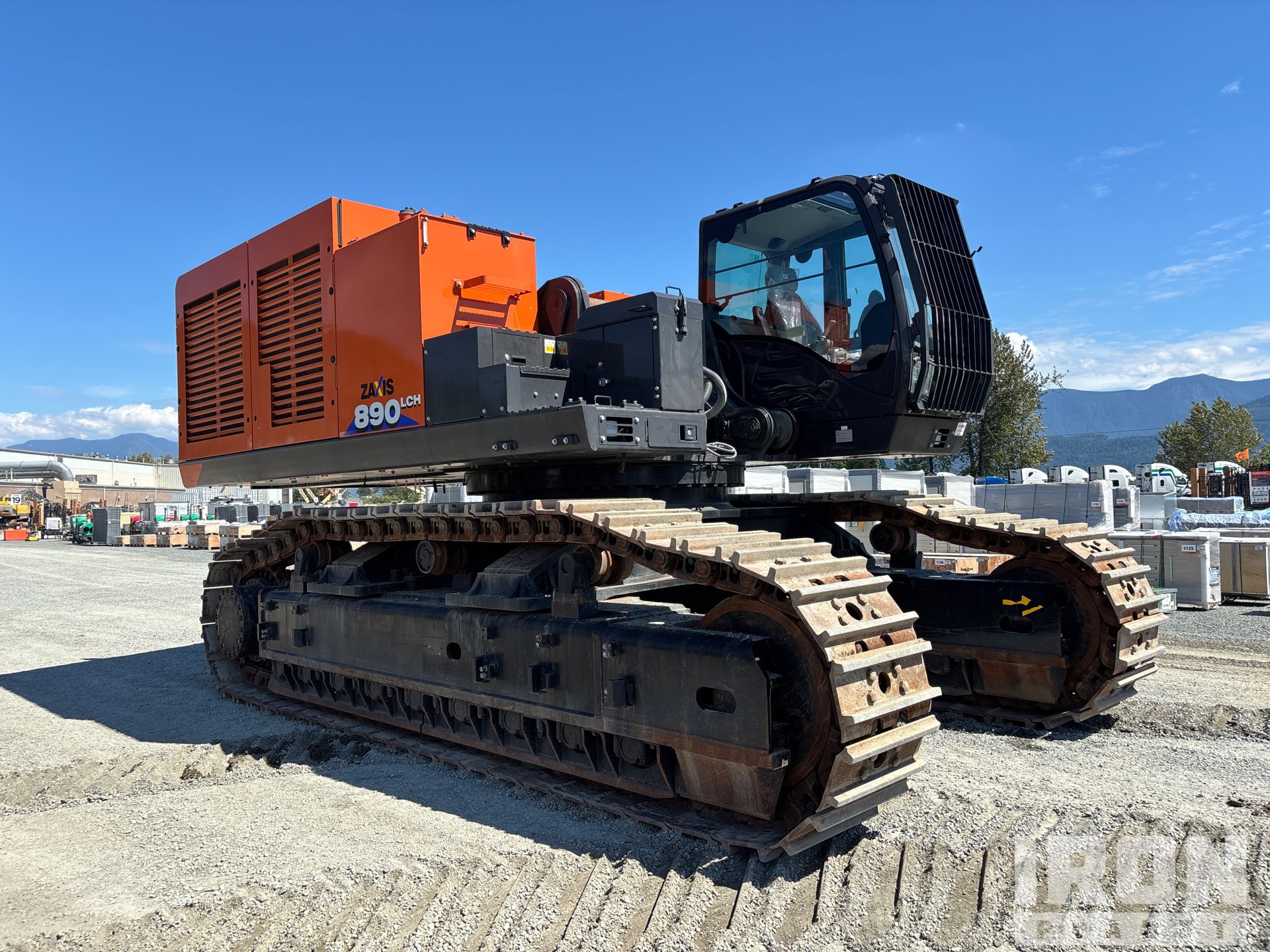 2024 Hitachi ZX890LCH-6 VG Tracked Excavator in Chilliwack