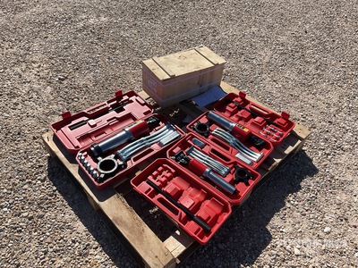 Quantity of 2026 KUL BY-5&BY-10&BY-20&BY-30 Hydraulic Gear Puller أدوات يدوية متنوعة (Unused)