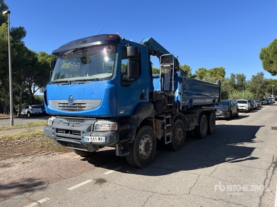 2011 HMF 1420K2 3010 kg Articulated Boom on 2011 Renault Kerax 460 DXi 8x4 Camion Bi-Benne Avec Grue Camion-benne avec grue