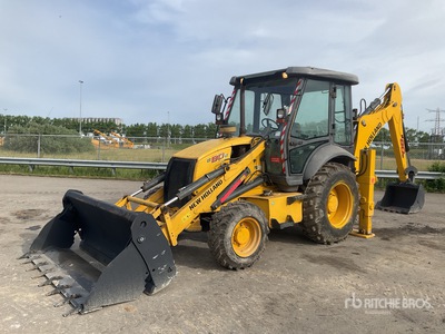 2017 New Holland B80B-SS 4x4 Backhoe Loader