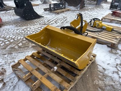41 in Q/C Tilting Hydraulic Tilting Łyżka - Fits John Deere 50G or 60G