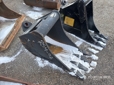 Central Fabricators 18.5 in Backhoe Loader Bucket