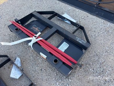 2025 Landhonor BS-12-2500G 44 in Skid Steer Bale Spear (Unused)