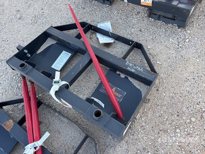 2025 Landhonor BS-12-2500G 44 in Skid Steer Bale Spear (Unused)