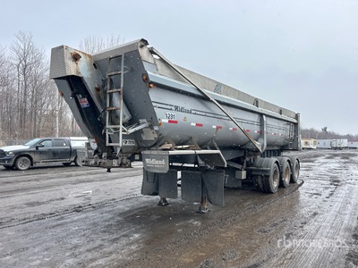 2011 Midland SK3400 33 ft Tri/A Rimorchio ribaltabile posteriore