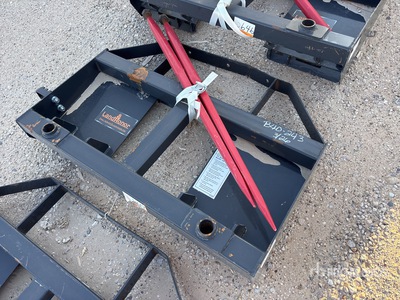 Landhonor BS-12-2500G 44 in Skid Steer Bale Spear (Unused)