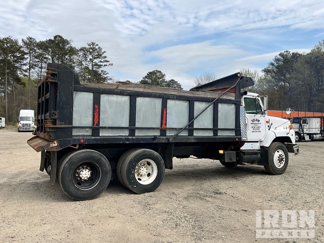1995 International 2674 6x4 T/A Dump Truck in Lilburn, Georgia