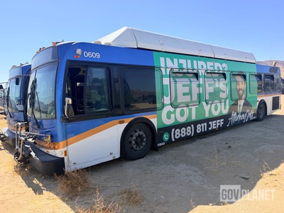 2006 New Flyer Transit Bus