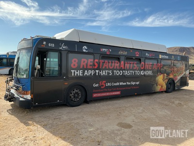 2006 New Flyer Transit Bus