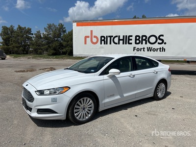 2016 Ford Fusion SE Hybrid Automovil