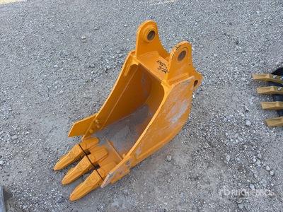 12 in Digging Excavator Bucket - Fits Cat 305 (Unused)