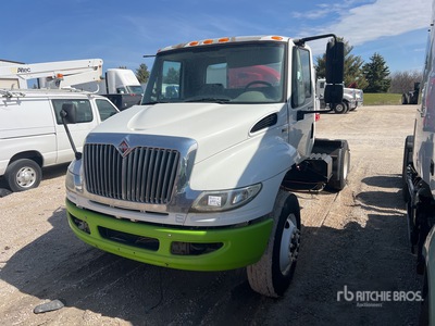 2012 International 4400 4x2 S/A Day Cab Truck Tractor (Inoperable)