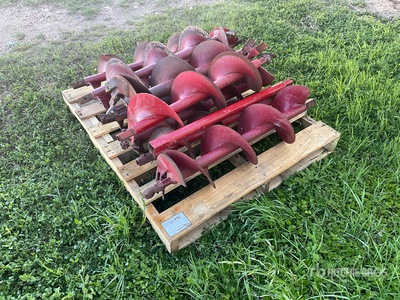 Quantity of (10) Auger bits with 1 1/4 by 1 1/4 shank Auger Bit