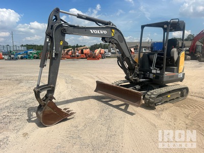 2022 Volvo EC35D Mini escavatore