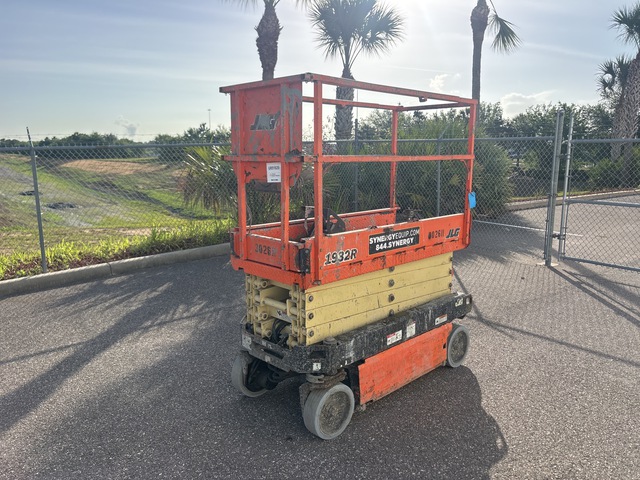 2018 JLG 1932R Electric Scissor Lift