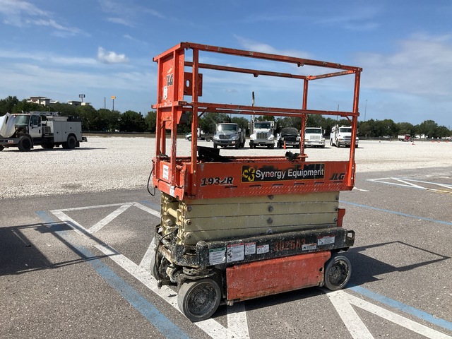 2018 JLG 1932R Electric Scissor Lift