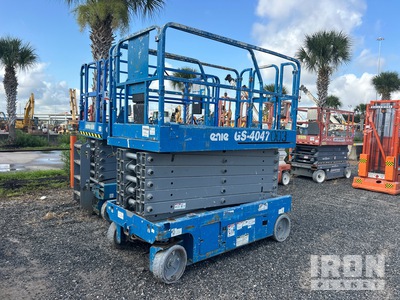 2018 Genie GS-4047 Electric Scissor Lift