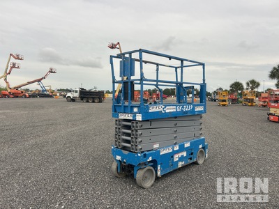 2018 Genie GS-3232 Electric منصة رفع متحركة