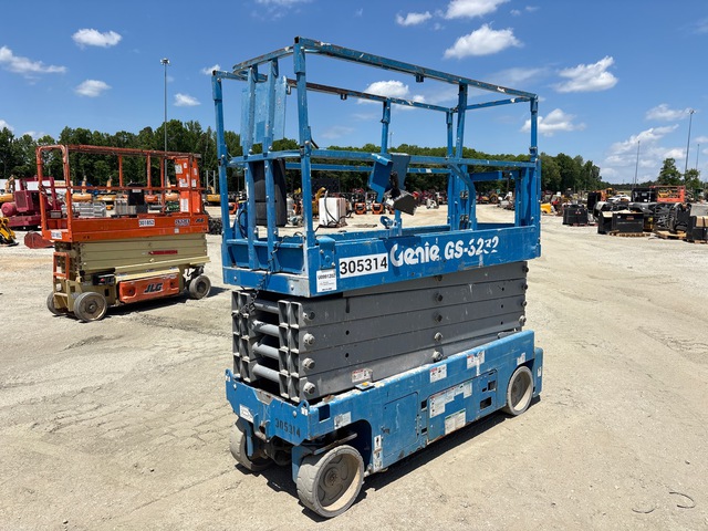 2018 Genie GS-3232 Electric Scissor Lift