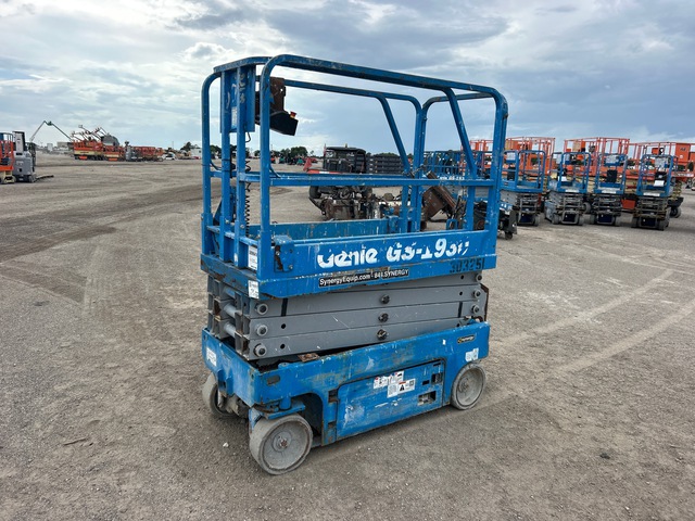 2018 Genie GS1930 Electric Scissor Lift