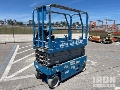 2018 Genie GS1930 Electric Scissor Lift