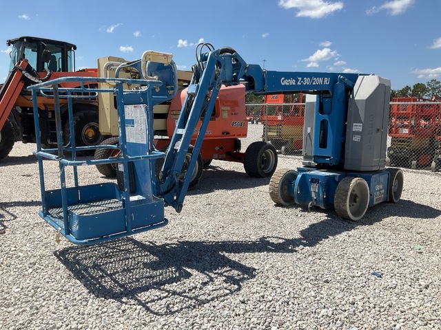 Genie Articulating Boom Lifts For Sale | IronPlanet