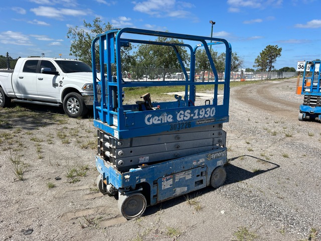 2018 Genie GS-1930 Electric Scissor Lift