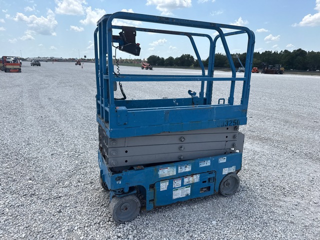 2018 Genie GS-1930 Electric Scissor Lift