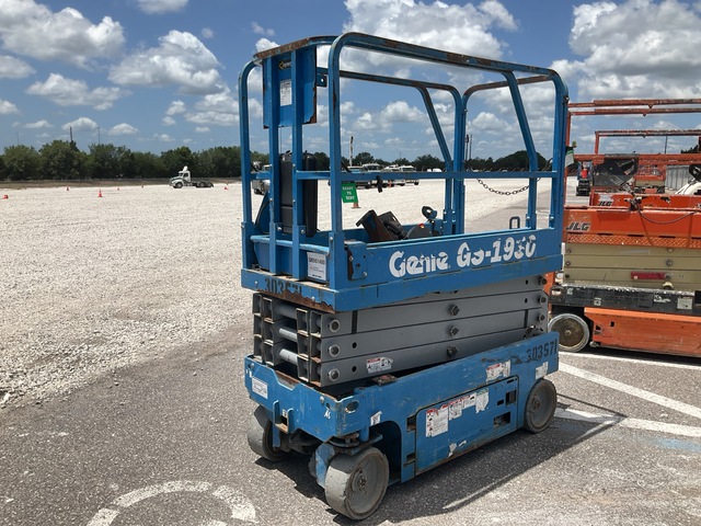 2018 Genie GS1930 Electric Scissor Lift