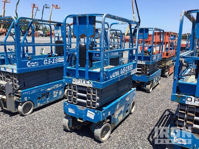 2017 Genie GS-1930 Electric Scissor Lift