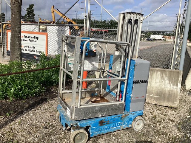 2015 Genie GR20 Vertical Mast Lift 2015 Genie GR20 Vertical Mast Lift