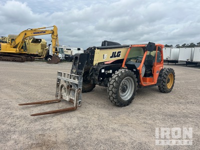 2019 JLG 742 Telehandler