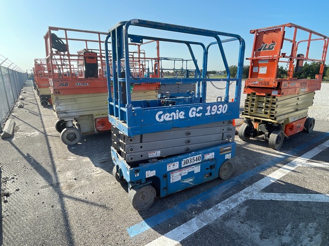 2018 Genie GS-1930 Electric Scissor Lift