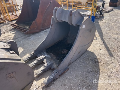 VCE 84 in Digging Excavator Bucket - Fits Volvo