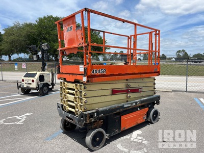 2018 JLG 4045R Electric Scissor Lift