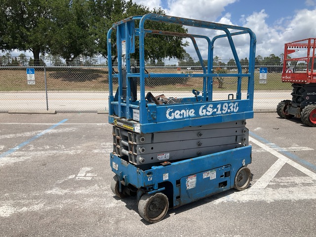 2018 Genie GS1930 Electric Scissor Lift