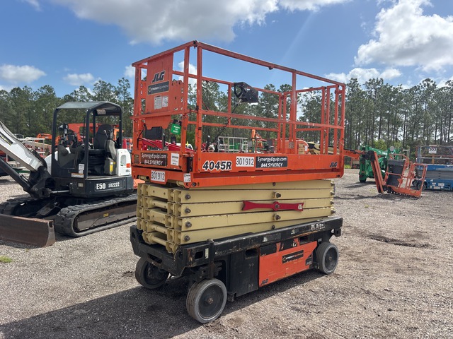 JLG 4045R Electric Scissor Lift JLG 4045R Electric Scissor Lift