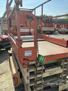 2018 JLG 3246ES Piattaforma aerea verticale