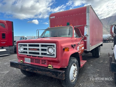 1988 GMC C7D042 4x2 Van Truck (Inoperable)