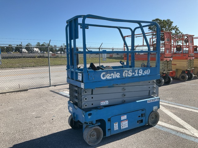 2018 Genie GS-1930 Electric Scissor Lift