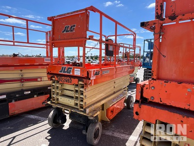 2017 JLG 3246ES Electric Scissor Lift